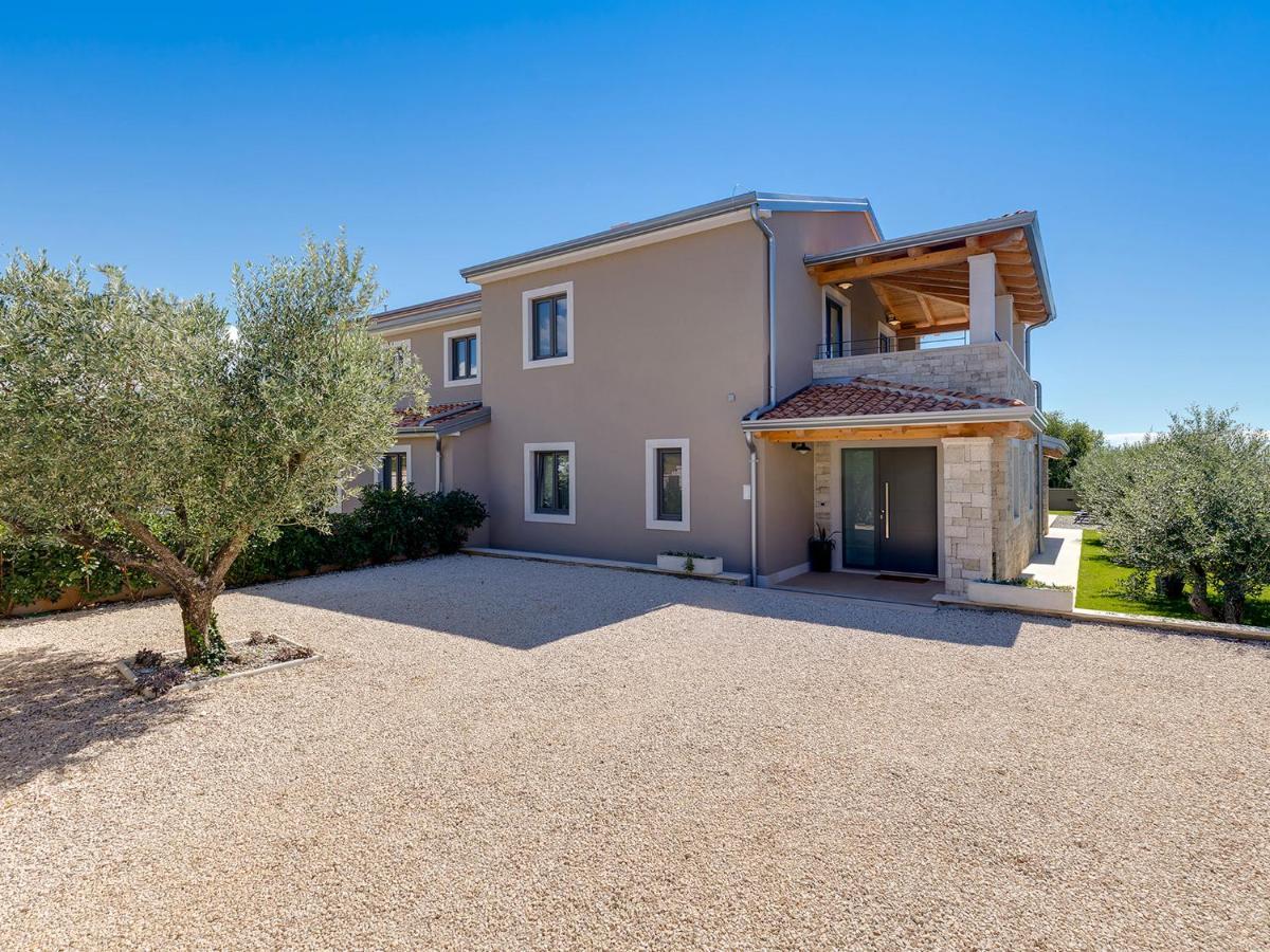 Villa Flora Vabriga Tar-Vabriga Exterior photo